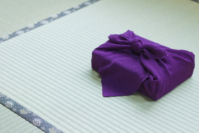 お中元は喪中でも贈っても大丈夫？気をつけるべき点とマナー